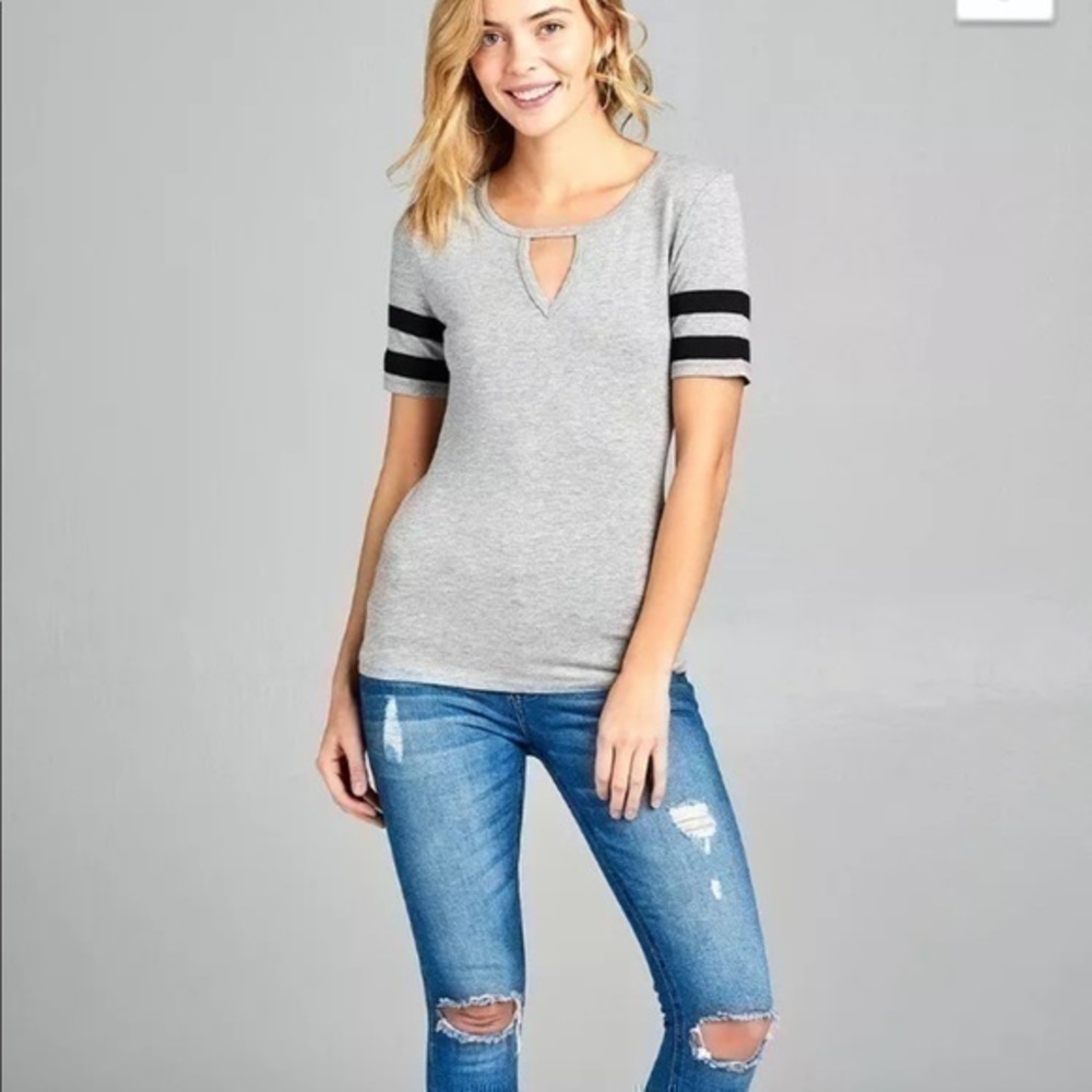Color Block Stripe Short Sleeve Keyhole Tee Shirt - Picture 7 of 7